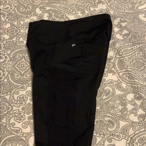 Fabletics Leggings with mesh and pockets - Picture 3 of 3